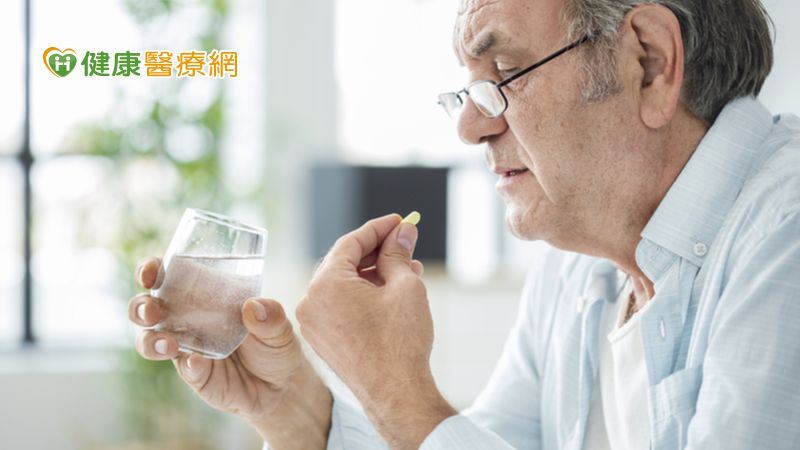 少顆藥，沒差吧？這想法讓他吃足苦頭