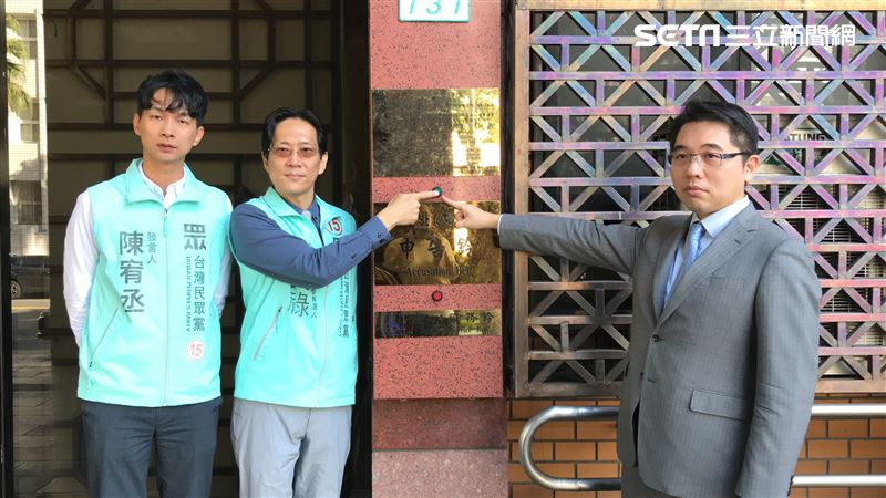 作家投書「傾中打台」民眾黨北檢提告