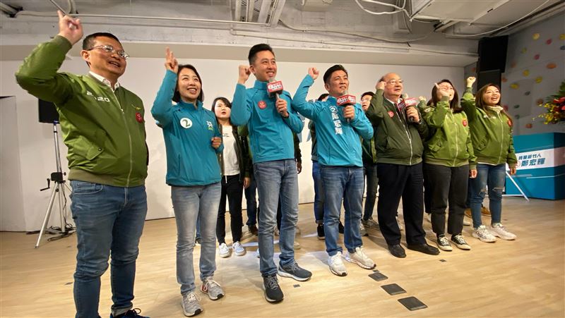 鄭宏輝選前衝刺　籲集中選票支持台灣