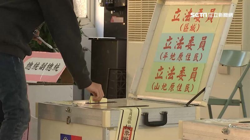 擔心印泥沒乾變廢票？網友提供小撇步