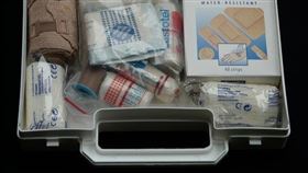 受傷、醫藥箱、急救箱、包紮(圖/翻攝自PIXABAY