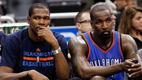 NBA／杜蘭特怒嘴前隊友…慘被打臉
NBA,奧克拉荷馬雷霆,Kevin Durant,Kendrick Perkins
翻攝自推特