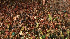 蔡英文　高雄造勢
https://www.facebook.com/chenchimai/videos/508482539785059/UzpfSTE2ODQ1MTUyOTg3MTI3NDoyNTMyMjQ3MDQ2ODI1MDMy/