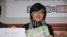 一人一故事寫給大法官,同志婚姻平權記者會,作家瞿欣怡 圖／記者林敬旻攝