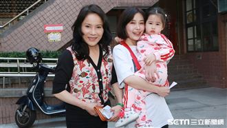 李亞萍牽金孫投票！曝余天回家這樣做