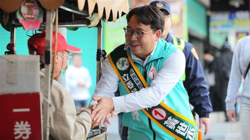 黃世杰獲11萬票當　勝吳志揚逾萬票