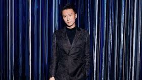 傑尼亞品牌代言人謝霆鋒落座頭排看秀（傑尼亞提供）