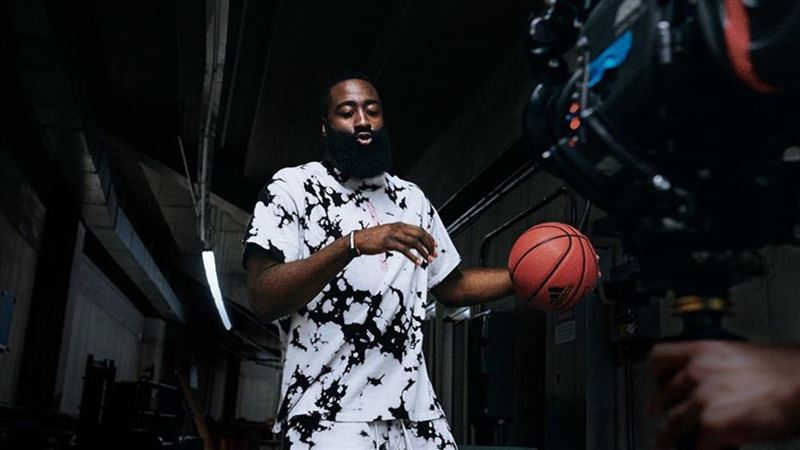 NBA／哈登2萬分達標　火箭燒灰狼