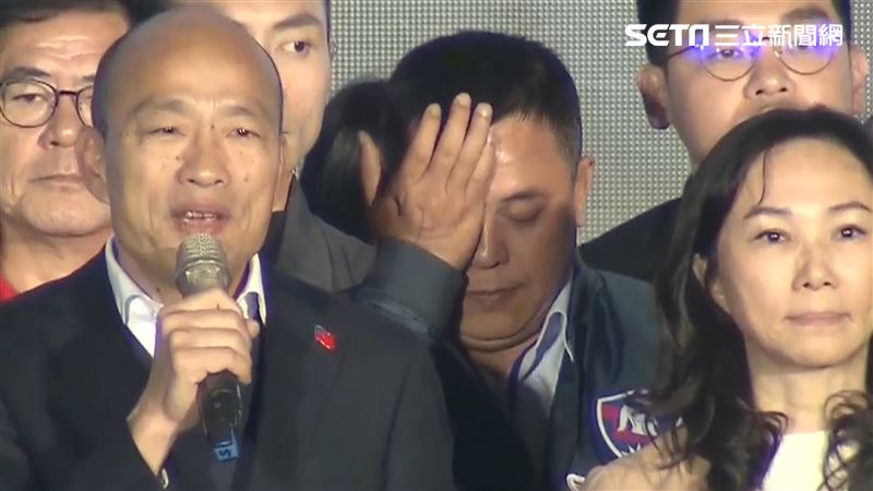 藍副發言人：以為落後15％是假民調