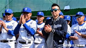 ▲富邦悍將洪一中蔡承儒郭建霖。（圖／記者王怡翔攝影）