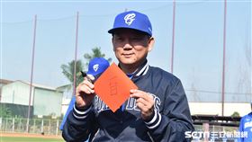 ▲富邦悍將洪一中蔡承儒郭建霖。（圖／記者王怡翔攝影）