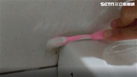 過年留稿／過年大掃除達人小撇步　一招輕鬆清除擾人水垢。（圖／記者陳韋帆攝影）