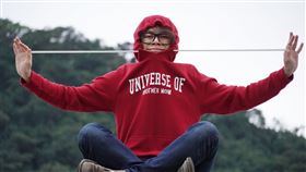 YouTuber/HowHow/臉書