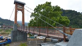 苗栗南庄康濟吊橋修復啟用苗栗縣南庄鄉觀光地標「康濟吊橋」修復完成，13日舉行啟用祈福儀式，未來盼能有助串連、活絡中港溪南北岸觀光發展。（苗栗縣政府提供）中央社記者管瑞平傳真　109年1月13日