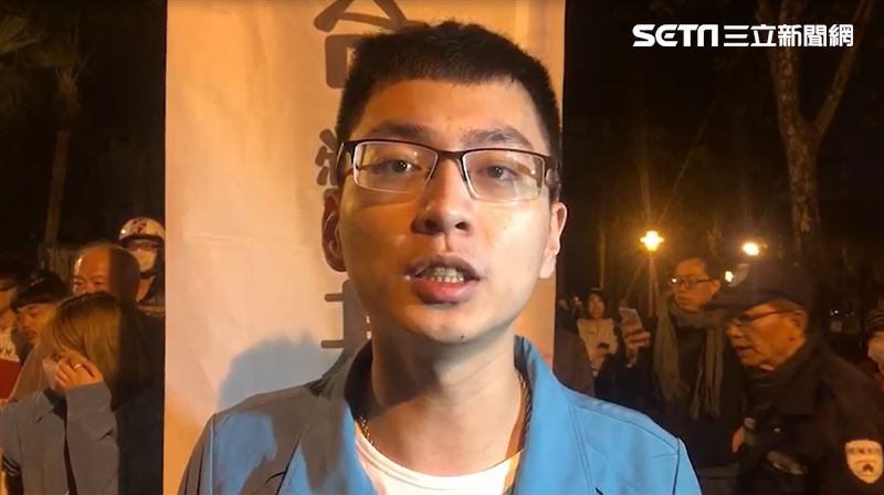 謝龍介沒發英粉來！台南千份雞排放送