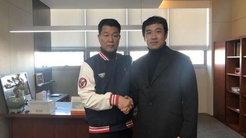韓職／恰恰同期　37歲金杠珉千萬薪