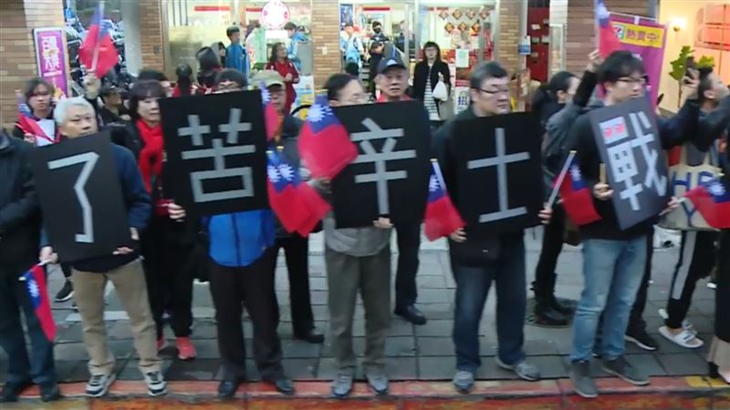 黑鷹殉職將士移柩！國防部感謝民眾