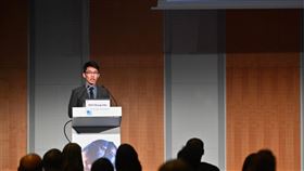 成醫徐志中奪世界牙醫臨床病例競賽首獎成大醫院牙周科醫師徐志中（圖）花了3年多時間，成功修補一名女大學生因車禍受到重創的牙齒，這個治療病例奪得2019世界臨床病例競賽首獎。（成大醫院提供）中央社記者張榮祥台南傳真  109年1月14日