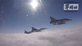 影／幻象戰機衝場悼黑鷹…艙內畫面曝