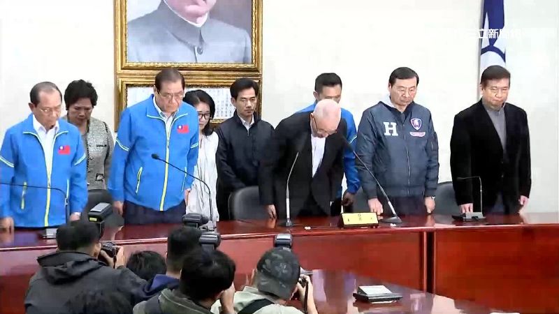 藍營勢力鬥爭　親吳、青壯、挺韓鼎立
