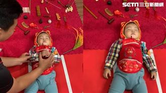 寶寶抓周到一半…睡著了　萌翻萬人