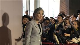 南韓外長康京和受訪南韓外交部長康京和2日在東協區域論壇場外接受媒體訪問。中央社記者呂欣憓曼谷攝 108年8月2日