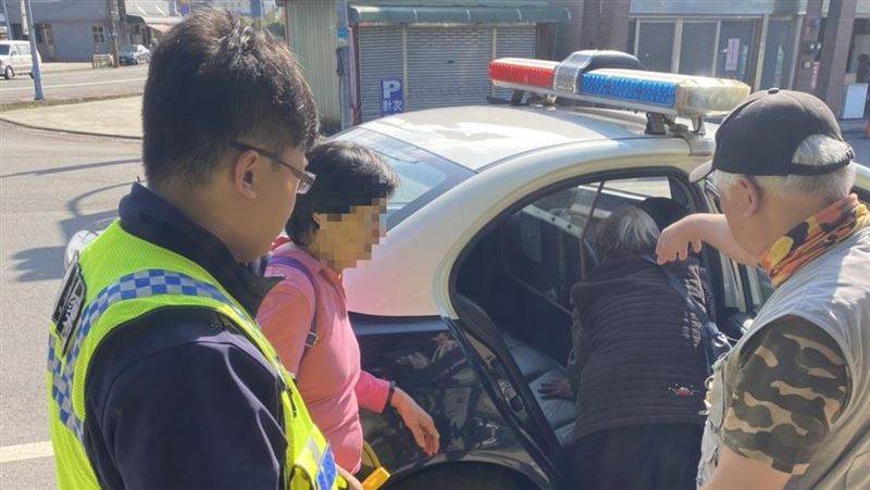8旬婦不適路倒　暖警科技辨識助返家