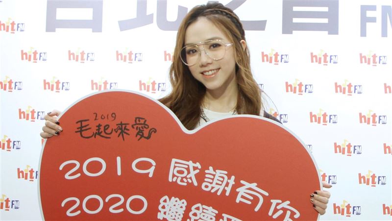 香港天后超剉！遇隔壁狼狗曝幼時心魔