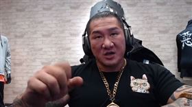 又是老人掌權　館長斷言國民黨悽慘下場：會消失在台灣。(圖/翻攝自館長成吉思汗YouTube)
