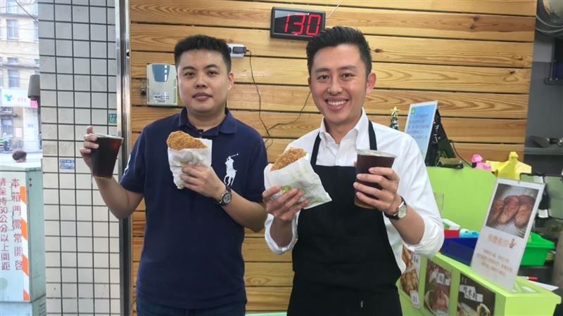新竹送817份雞排　林智堅驚喜加碼