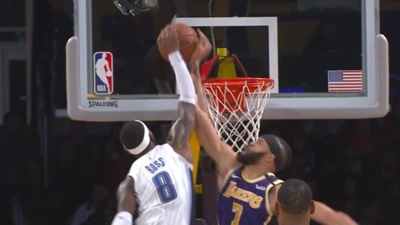 NBA／想當面暴扣？麥基賞超大火鍋