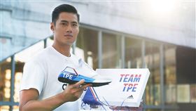 adidas攜手陳偉殷號召運動迷一同穿上城市系列鞋款，力挺Team TPE前進東京。（圖／品牌提供）