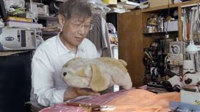 大陸,娃娃醫院,修復師,託夢,玩偶,職人。（圖／翻攝自箭廠視頻）