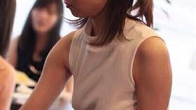 咖啡廳,無罩,兩點,內衣,店員(翻攝自網路)