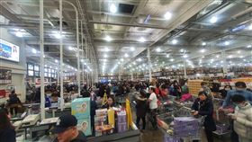 好市多結帳大當機！畫面讓網友崩潰　網曝下秒應變貼心舉動（圖／翻攝自COSTCO 好市多 消費經驗分享區臉書）