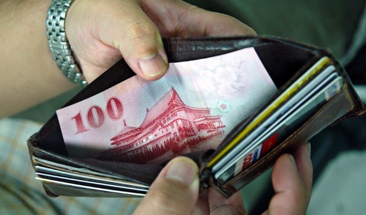 私校工會調查：19大專不發年終獎金