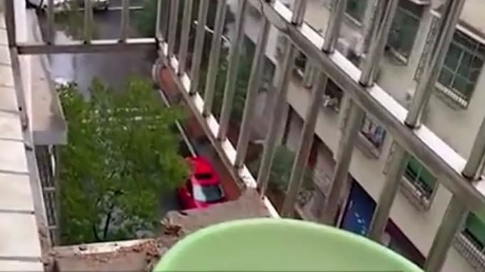 她大掃除墜樓身亡　竟是因這致命元兇