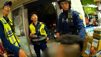 醉男超商亂點火　店員制止扭打成一片