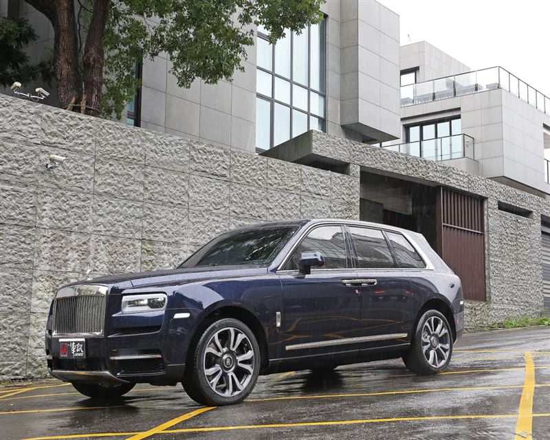 移動行宮Rolls-Royce！
