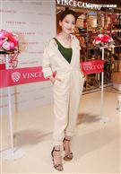 林映唯展現時尚穿搭豪氣替粉絲買單。（記者邱榮吉/攝影）