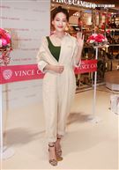 林映唯展現時尚穿搭豪氣替粉絲買單。（記者邱榮吉/攝影）