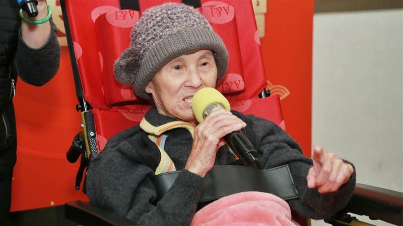 文夏遭餵毒後首露面　妻曝這點很好
