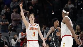 ▲赫爾特（Kevin Huerter）投進逆轉致勝三分球。（圖／美聯社／達志影像）