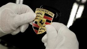 ▲台灣保時捷與尚騰汽車集團簽署合作意向書（圖／翻攝網路）