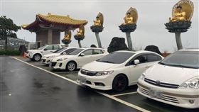 墳墓,金寶山,朋友,打鬧,靈異,正妹　圖／翻攝爆怨公社