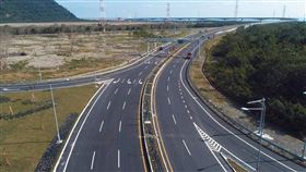 蘇花改提高速限　開放大貨車通車後再評估蘇花改全線通車後時速限制40到60公里，不少用路人嫌車速太慢。公路總局第四區養護工程處表示，開放大貨車通車後，會評估檢討是否放寬速限。（公路總局提供）中央社記者李先鳳傳真　109年1月13日