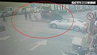 特斯拉擦撞噴飛翻滾　驚悚畫面曝光