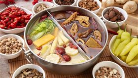 麻辣鍋,新光三越,美食。