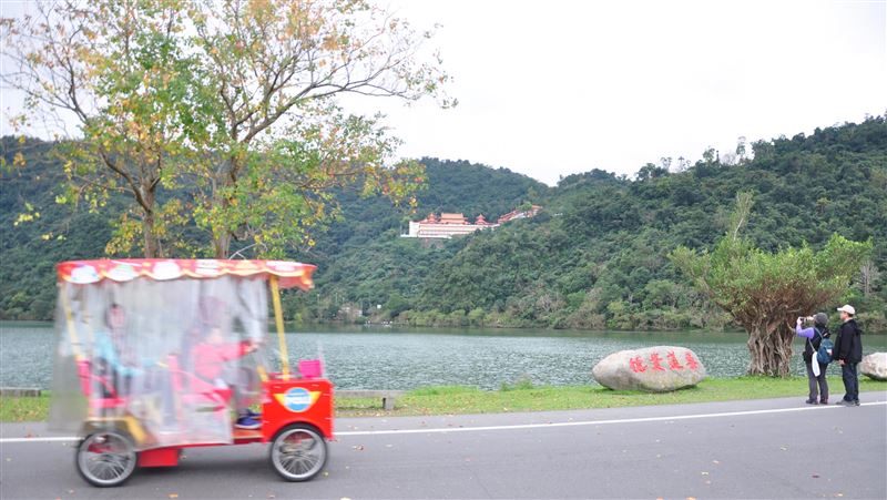 梅花湖電動車屢傳撞人　2月起禁止