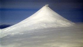 阿拉斯加州希沙爾丁火山（Shishaldin Volcano）(圖取自維基共享資源，版權屬公有領域)
